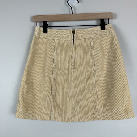 American Eagle Mini Corduroy Skirt Womens 4 Tan Cotton Preppy Y2K Schoolgirl VTG - Picture 3 of 7